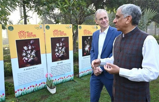Dutch Ambassador visits NDMC Tulip Walk and Exhibition