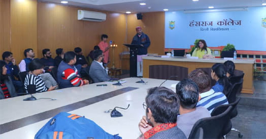 Swami Vivekananda was the driving force of the Indian independence movement - Nikhil Yadav